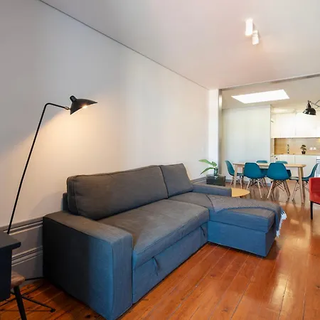 Cedofeita's Blue House Apartment